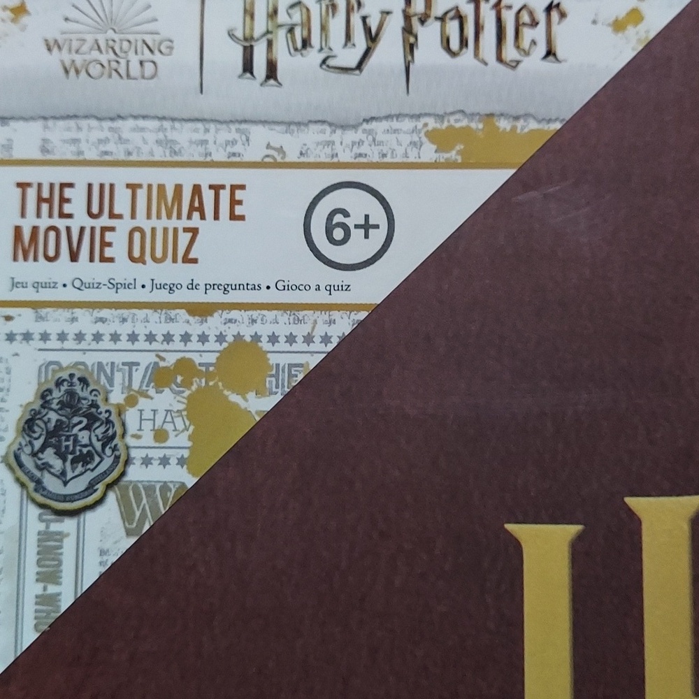 Harry Potter The Ultimate Movie Quiz Game - Picture 2 of 5